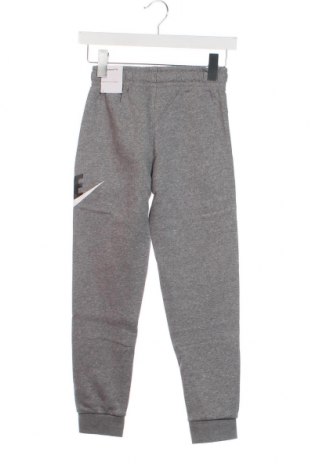 Kinder Sporthose Nike, Größe 7-8y/ 128-134 cm, Farbe Grau, Preis € 45,88