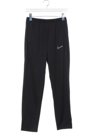 Детско спортно долнище Nike, Размер 12-13y/ 158-164 см, Цвят Черен, Цена 59,20 лв.