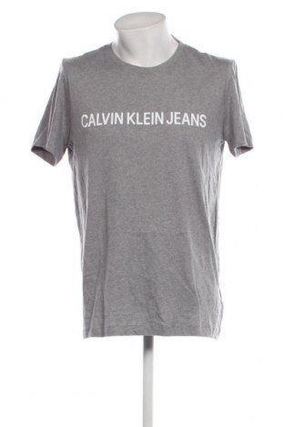 Herren T-Shirt Calvin Klein Jeans, Größe M, Farbe Grau, Preis 27,58 €