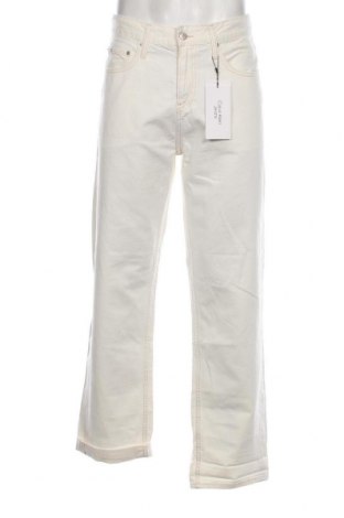 Мъжки дънки Calvin Klein Jeans, Размер L, Цвят Бял, Цена 162,40 лв.