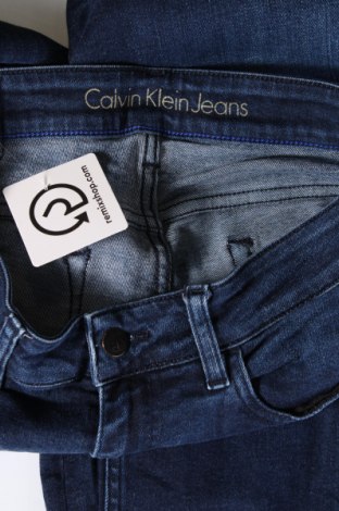 Męskie jeansy Calvin Klein Jeans, Rozmiar S, Kolor Niebieski, Cena 147,31 zł