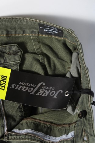 Herren Jeans Diesel, Größe M, Farbe Grün, Preis € 120,62