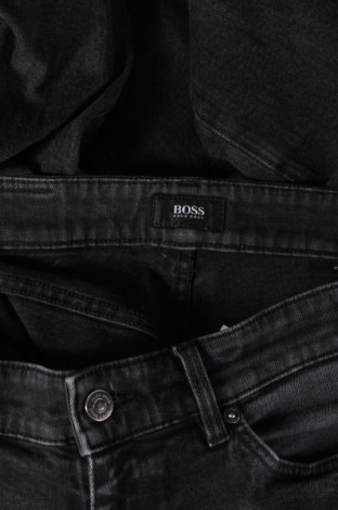 Herren Jeans Hugo Boss, Größe M, Farbe Grau, Preis € 42,00
