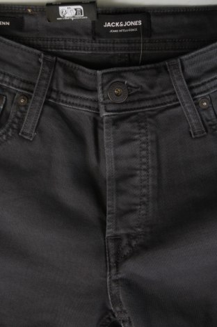 Herren Jeans Jack & Jones, Größe XS, Farbe Grau, Preis 7,19 €