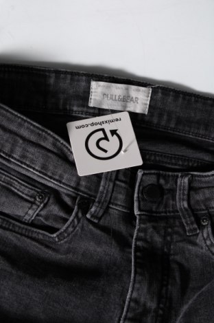 Herren Jeans Pull&Bear, Größe S, Farbe Grau, Preis 6,67 €