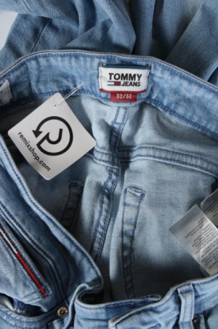 Męskie jeansy Tommy Jeans, Rozmiar M, Kolor Niebieski, Cena 119,17 zł