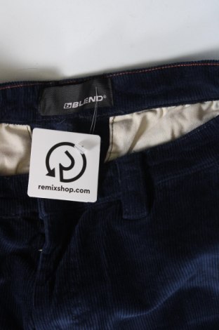 Pantaloni raiați de bărbați Blend, Mărime M, Culoare Albastru, Preț 45,89 Lei