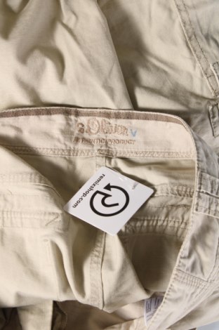 Мъжки къс панталон S.Oliver, Размер S, Цвят Бежов, Цена 31,56 лв.