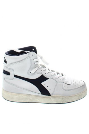 Мъжки обувки Diadora, Размер 41, Цвят Бял, Цена 91,35 лв.