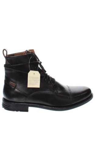 Мъжки обувки Levi's, Размер 45, Цвят Черен, Цена 221,61 лв.