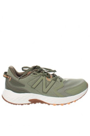 Мъжки обувки New Balance, Размер 41, Цвят Зелен, Цена 121,80 лв.