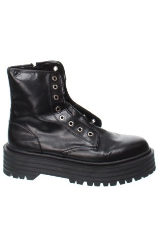 Мъжки обувки Pull&Bear, Размер 41, Цвят Черен, Цена 36,00 лв.