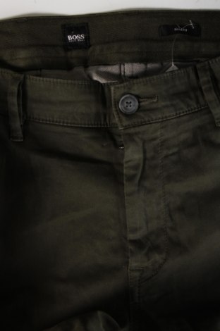 Мъжки панталон BOSS, Размер M, Цвят Зелен, Цена 45,21 лв.