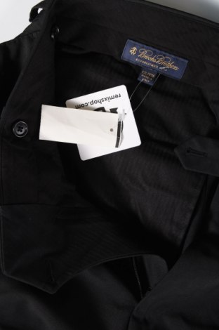 Pánske nohavice  Brooks Brothers, Veľkosť M, Farba Čierna, Cena  34,70 €
