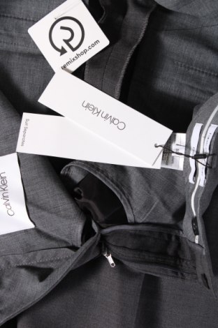 Pánske nohavice  Calvin Klein, Veľkosť L, Farba Sivá, Cena  23,05 €