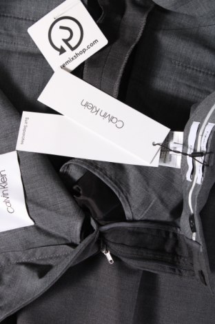 Ανδρικό παντελόνι Calvin Klein, Μέγεθος L, Χρώμα Γκρί, Τιμή 39,90 €