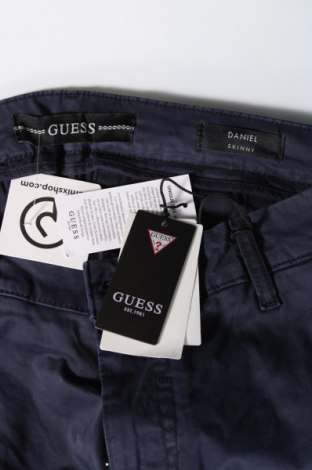 Pánske nohavice  Guess, Veľkosť M, Farba Modrá, Cena  88,66 €