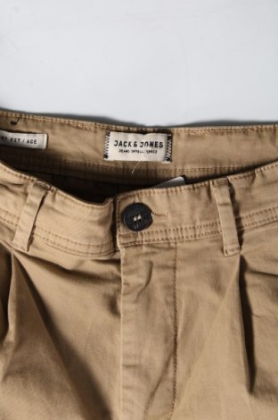 Pantaloni de bărbați Jack & Jones, Mărime S, Culoare Maro, Preț 68,25 Lei