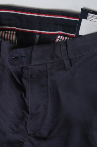 Pantaloni de bărbați Tommy Hilfiger, Mărime M, Culoare Albastru, Preț 174,47 Lei