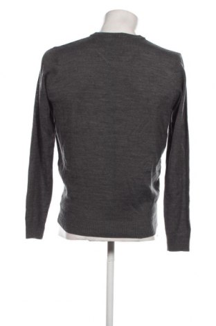 Мъжки пуловер, Размер M, Цвят Сив, Цена 15,37 лв.