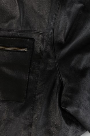Pánska kožená bunda , Veľkosť M, Farba Čierna, Cena  45,50 €