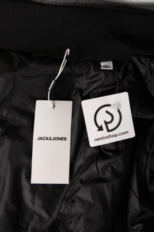Ανδρικά παλτό Jack & Jones, Μέγεθος XL, Χρώμα Γκρί, Τιμή 46,27 €