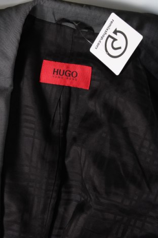 Мъжко сако Hugo Boss, Размер M, Цвят Сив, Цена 59,06 лв.