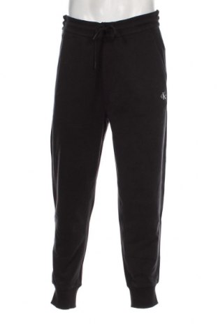 Мъжко спортно долнище Calvin Klein Jeans, Размер XL, Цвят Черен, Цена 93,00 лв.