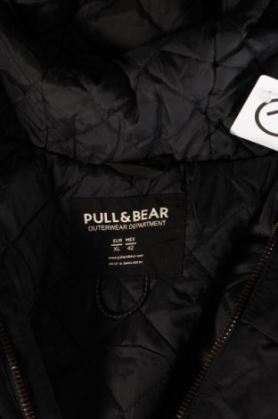 Pánska bunda  Pull&Bear, Veľkosť M, Farba Čierna, Cena  7,08 €