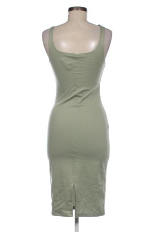 Kleid, Größe M, Farbe Grün, Preis 8,88 €