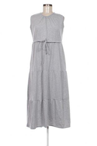 Kleid, Größe M, Farbe Grau, Preis € 8,90