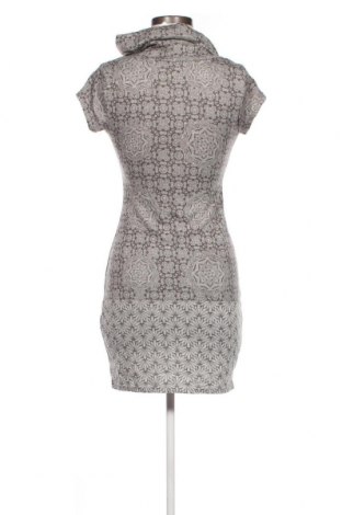 Rochie Aiki, Mărime M, Culoare Gri, Preț 22,99 Lei