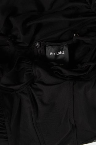 Рокля Bershka, Размер L, Цвят Черен, Цена 11,60 лв.