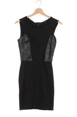 Kleid Bershka, Größe S, Farbe Schwarz, Preis 14,24 €