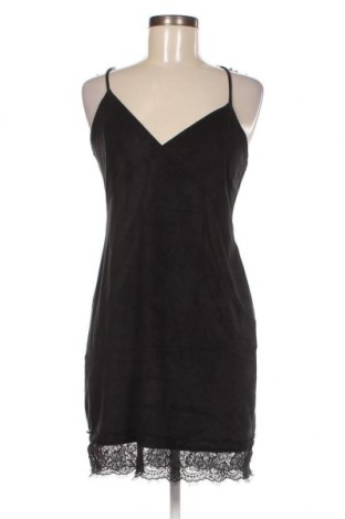Φόρεμα Bershka, Μέγεθος M, Χρώμα Μαύρο, Τιμή 7,18 €