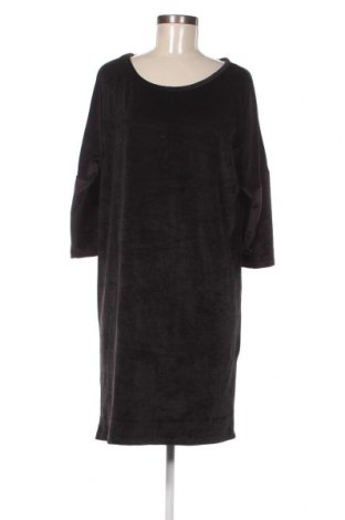 Šaty  Casual Ladies, Velikost XL, Barva Černá, Cena  194,00 Kč