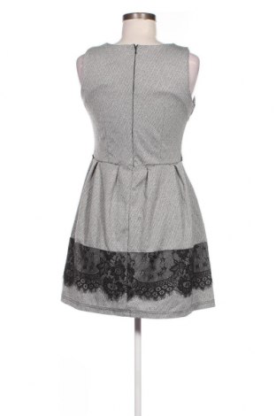 Kleid Colloseum, Größe M, Farbe Grau, Preis 5,85 €