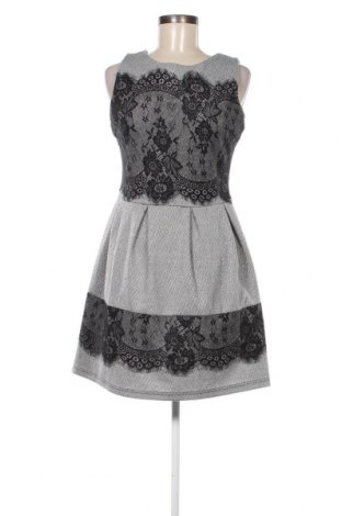 Kleid Colloseum, Größe M, Farbe Grau, Preis 10,49 €