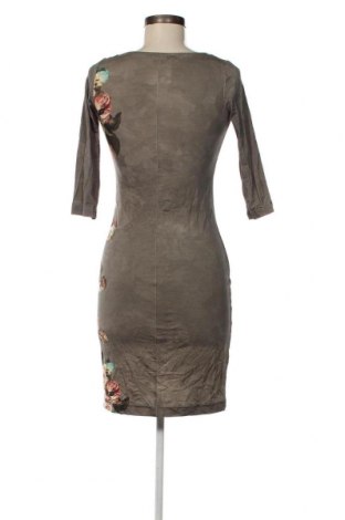 Kleid Daphne, Größe M, Farbe Mehrfarbig, Preis € 11,78
