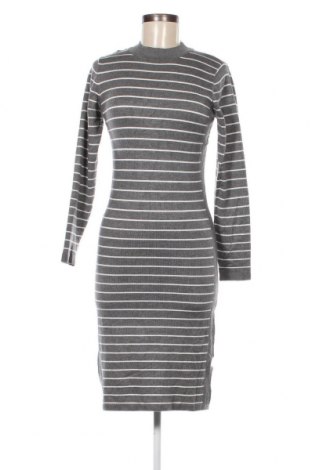 Kleid Esqualo, Größe S, Farbe Grau, Preis 5,01 €