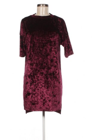 Kleid Find., Größe XS, Farbe Rot, Preis 8,07 €