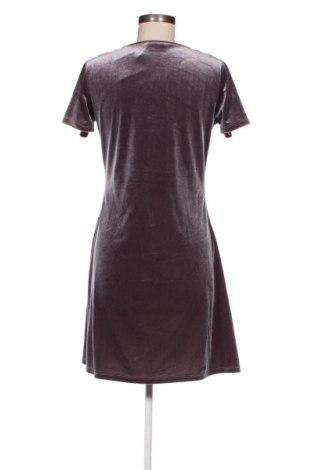 Kleid Gina, Größe M, Farbe Lila, Preis € 4,84