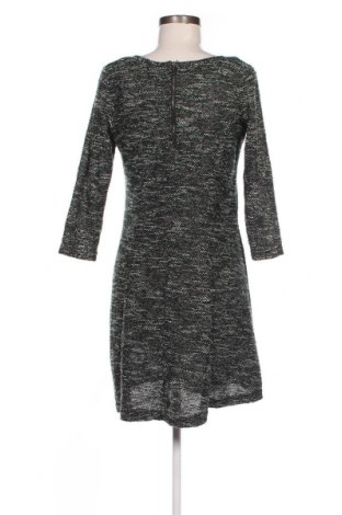 Kleid Gina, Größe M, Farbe Mehrfarbig, Preis € 4,24