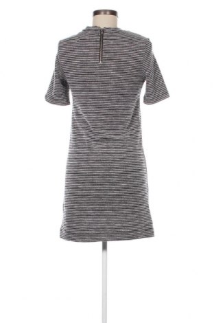 Šaty  H&M Divided, Veľkosť M, Farba Viacfarebná, Cena  4,95 €