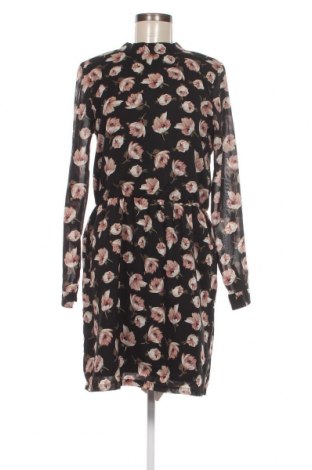 Kleid Ichi, Größe M, Farbe Mehrfarbig, Preis € 15,90