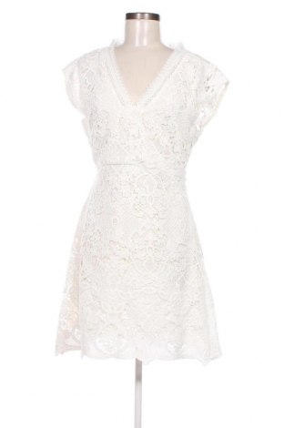 Kleid Irl, Größe M, Farbe Weiß, Preis € 23,71