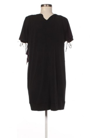 Kleid La Mode Est A Vous, Größe M, Farbe Schwarz, Preis 6,16 €