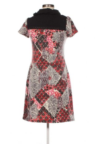Kleid Lavand., Größe M, Farbe Mehrfarbig, Preis 4,84 €
