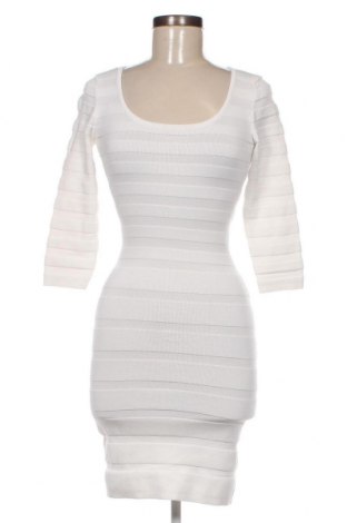 Kleid Mango, Größe XS, Farbe Weiß, Preis 14,20 €
