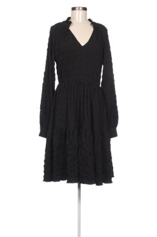 Kleid NA-KD, Größe M, Farbe Schwarz, Preis € 18,37
